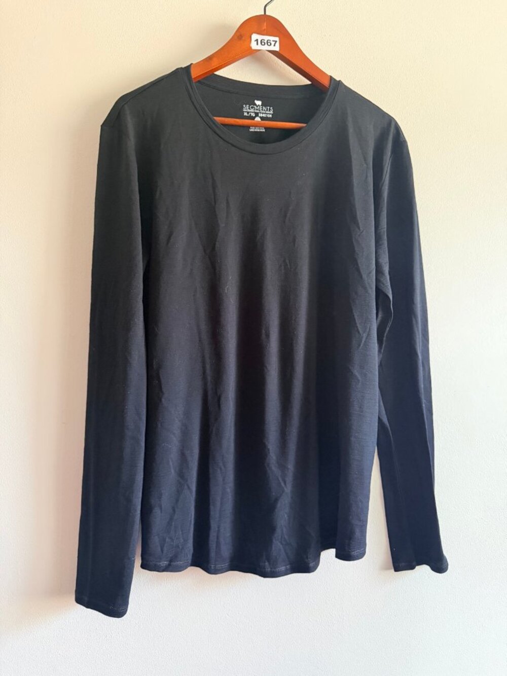 Segments XL Black 100% Merino Wool Long Sleeve Shirt Base Layer
